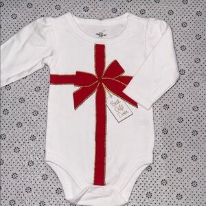 🛍CUTE Little GIRLS LONG SLEEVED TOP SIZE 0-3 MONTHS 🛍